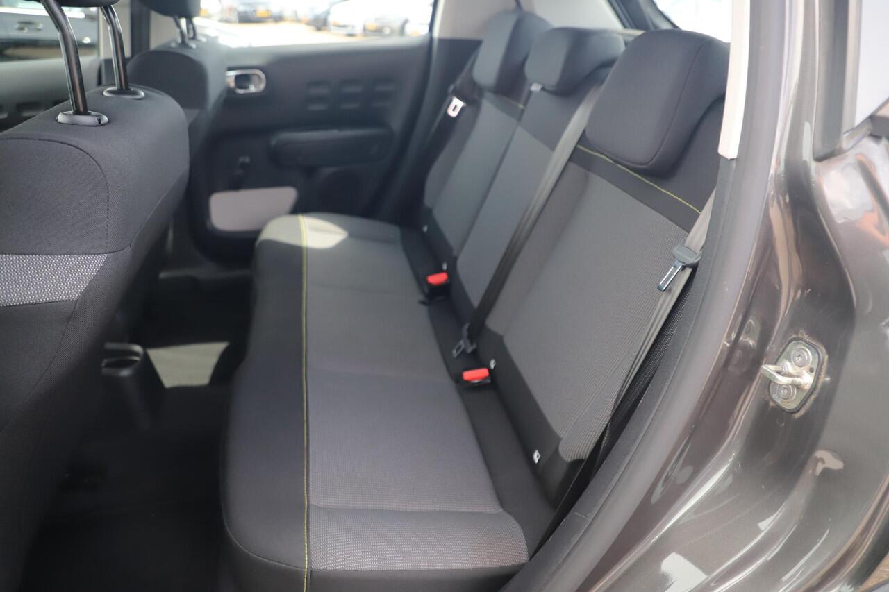 Citroen C3 1.2 PureTech Feel Navigatie Carplay Android Clima Cruise Parkeersensor Rijstrooksensor All-Season Banden!