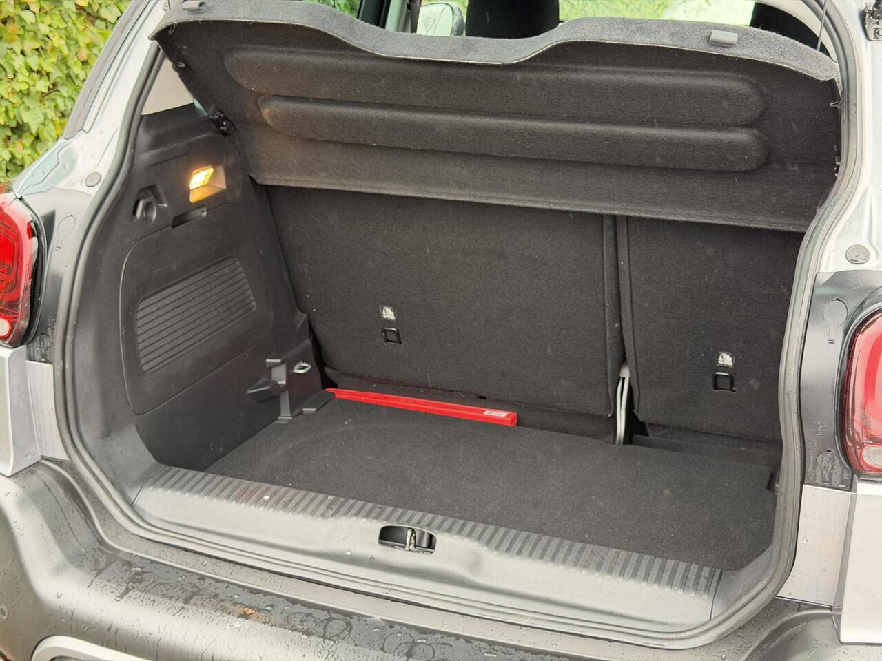 Citroen C3 Aircross Shine 1.2 PureTech 130PK EAT6 Automaat Navigatie, Stoelverwarming, Parkeersensoren, Apple Carplay, Android Auto