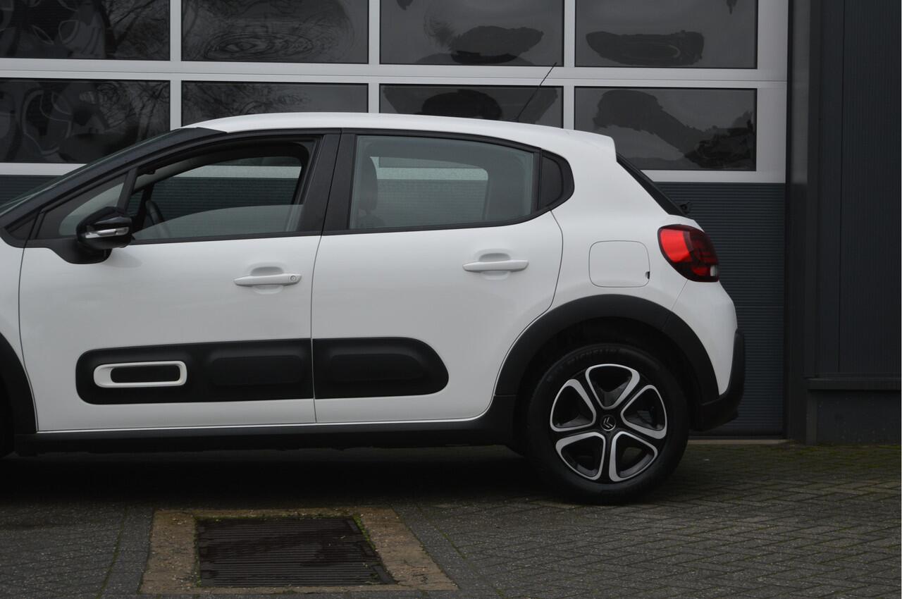 Citroen C3 1.2 PureTech Feel | Cruise/Navi/Carplay/PDC |