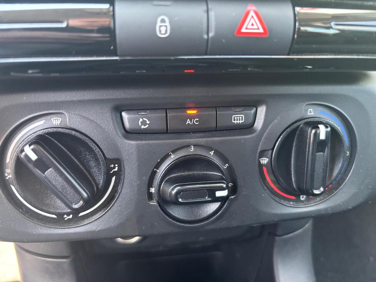 Citroen C3 1.2 PT 82 You | Rijklaar geleverd incl 12 maanden BOVAG garantie! |