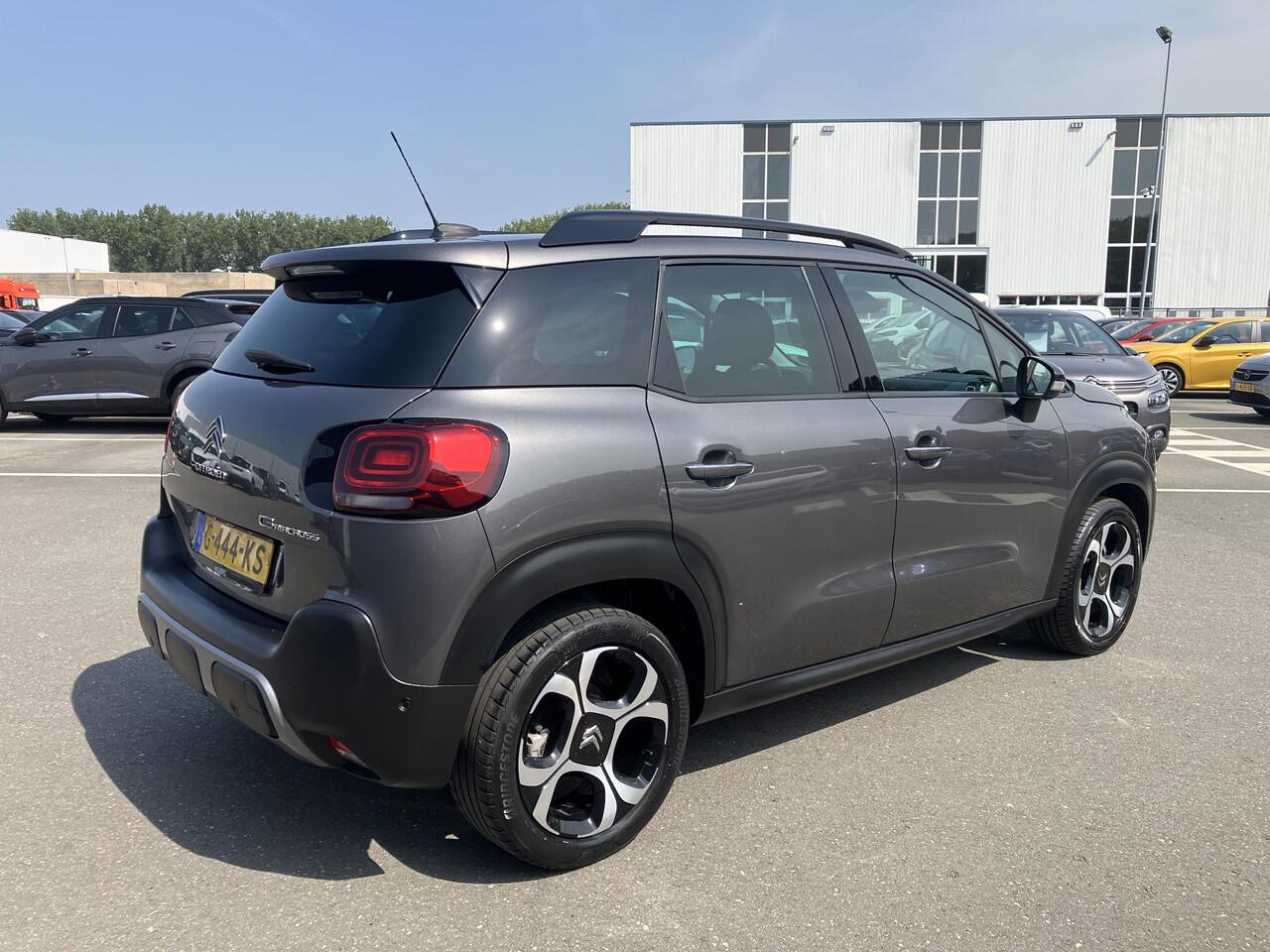 Citroen C3 Aircross 1.2 PT 110 SHINE CAMERA/NAVI/KEYLESS ENTRY