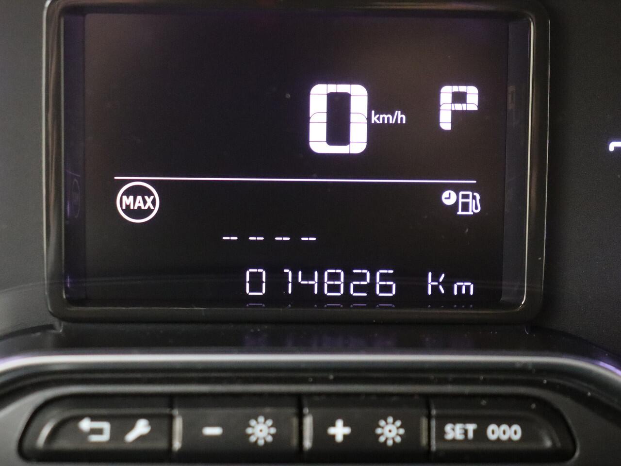 Citroen C3 1.2 PureTech Max | Automaat | Navigatie | Clima | Camera |