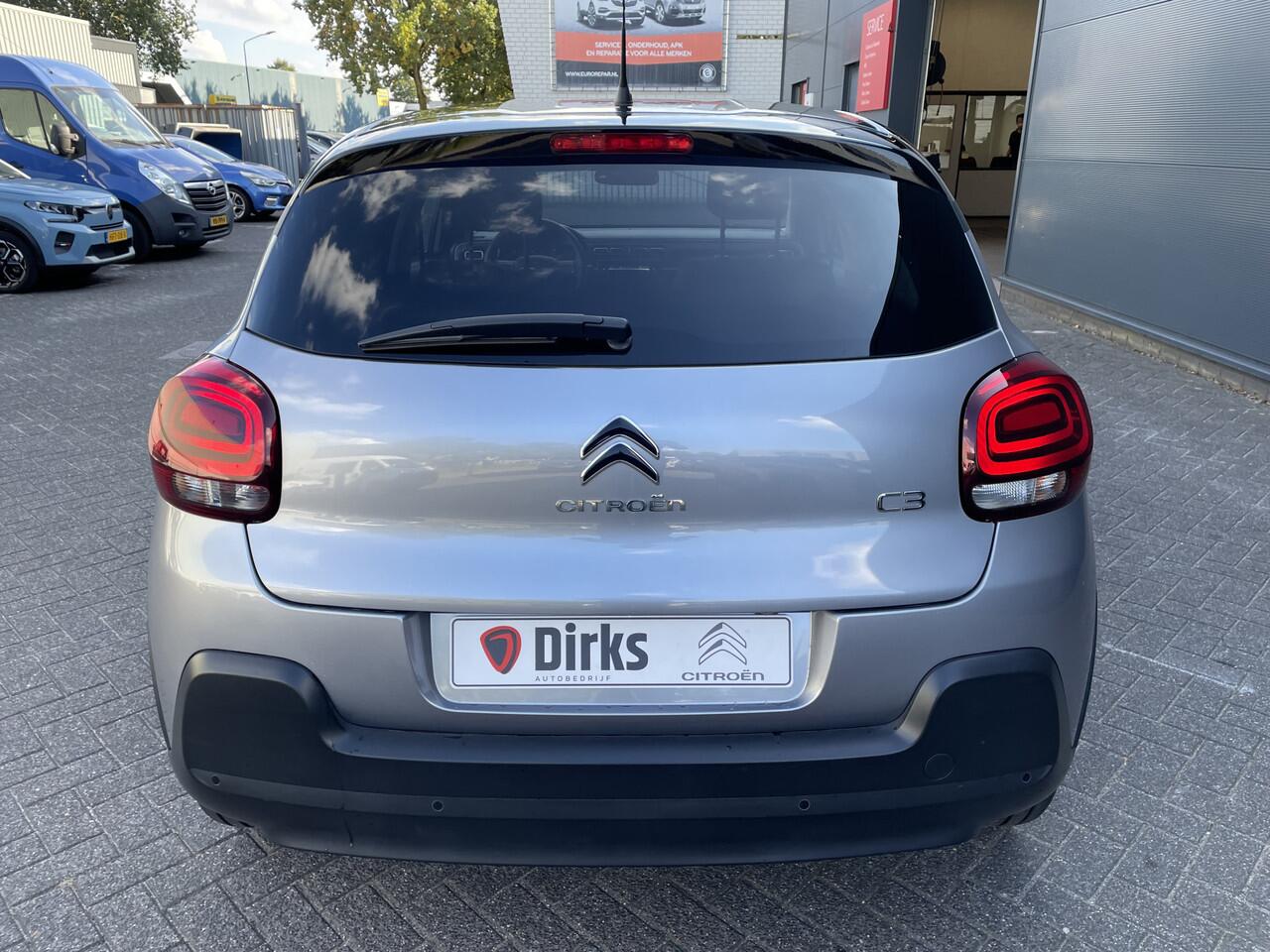 Citroen C3 110pk Max (Camera - Keyless Entry - LED - Automatische Airco - Apple Carplay - Navigatie - Parkeersensoren)