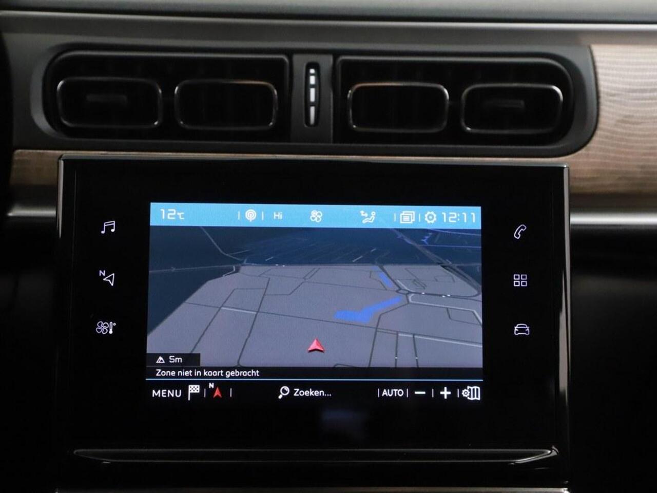 Citroen C3 1.2 PureTech Shine Camera/Nav/H.Leder/Ecc/Led