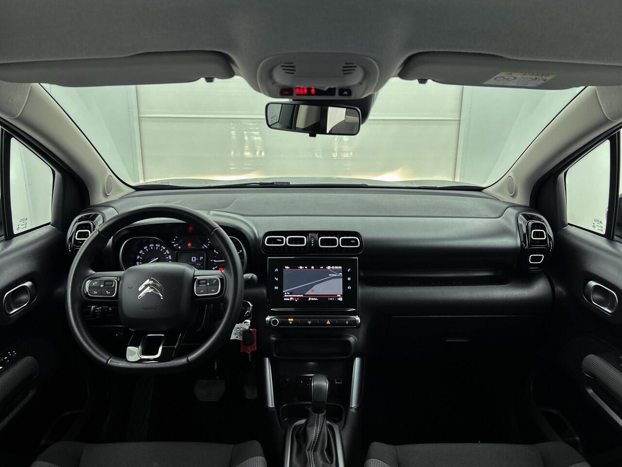 Citroen C3 Aircross 130 PK automaat Shine | Rijklaar | Parkeersensoren | Navigatie |