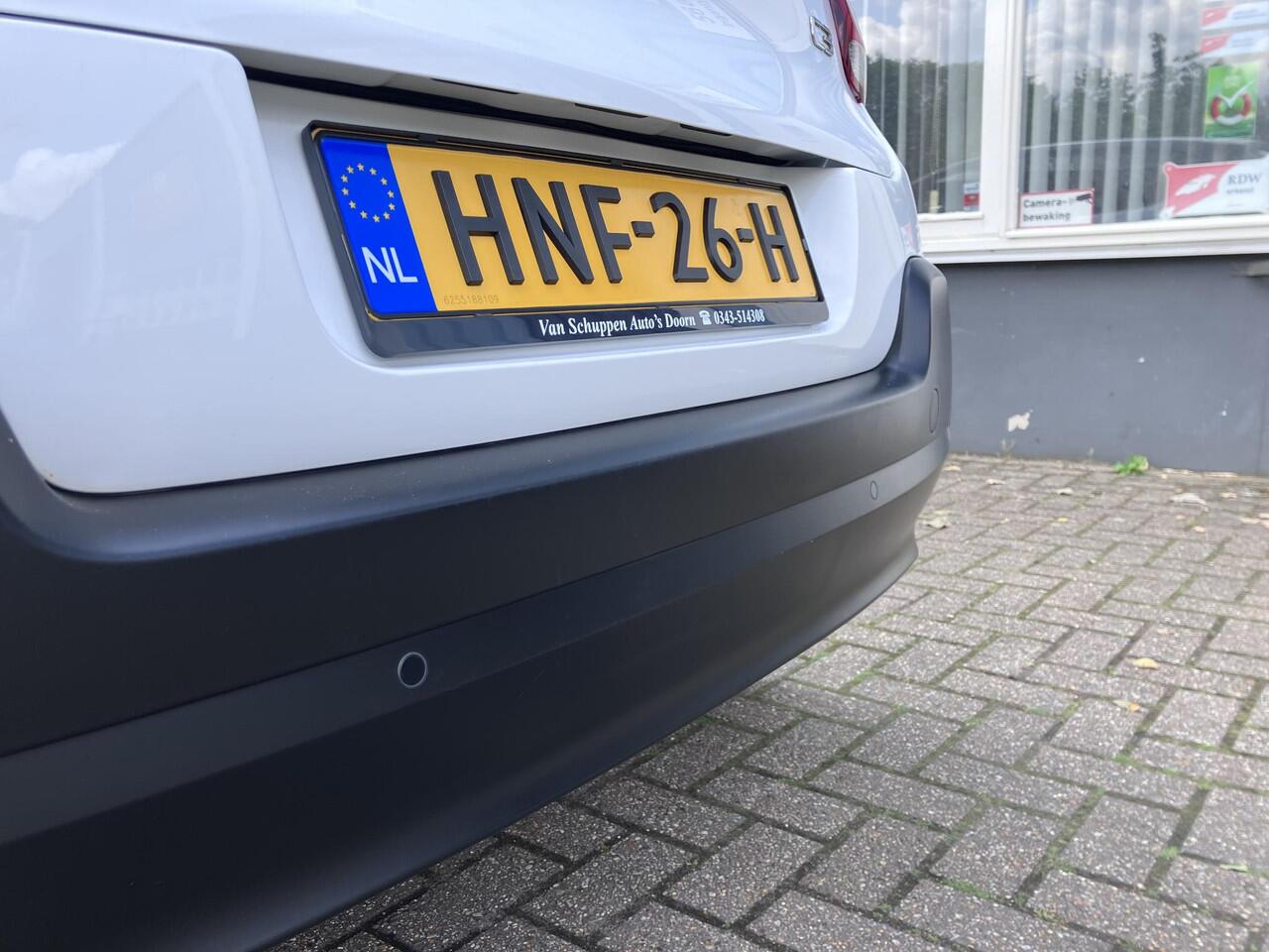 Citroen C3 1.2 PureTech S&S Shine Pano Navi-carplay Pdc