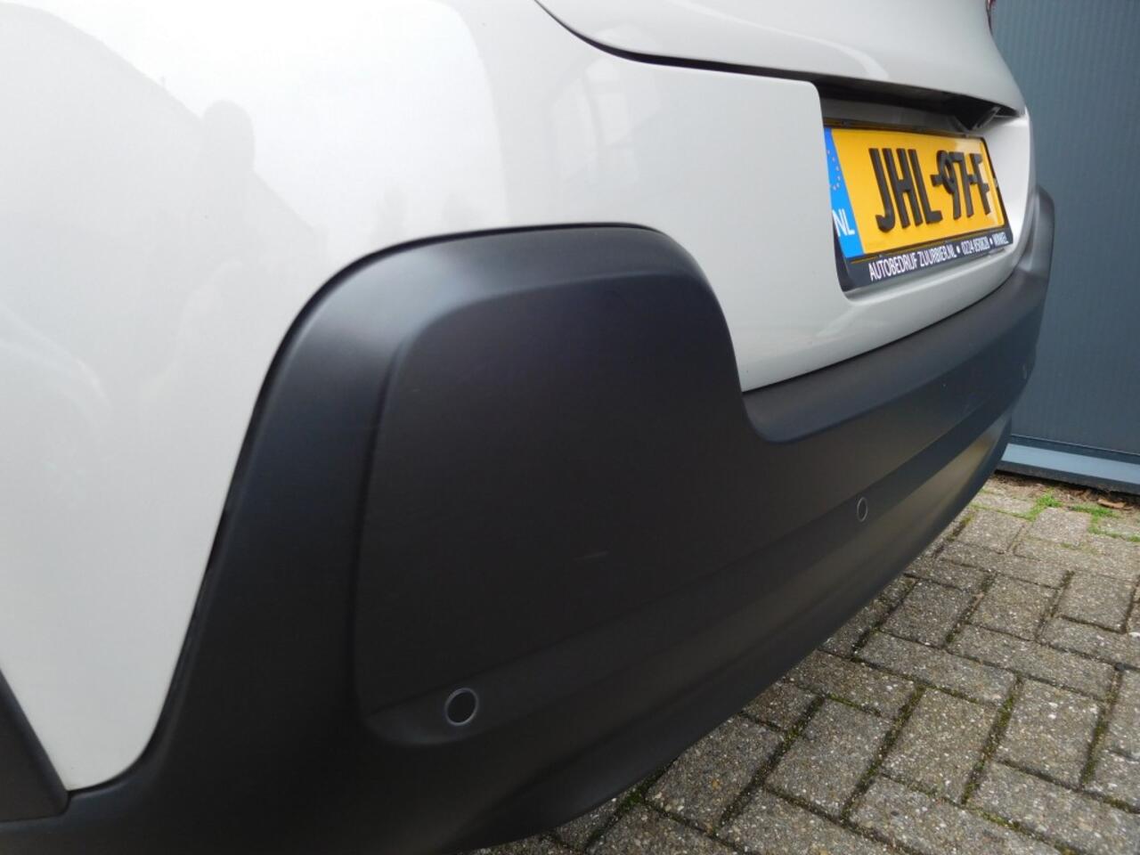 Citroen C3 1.2 PureTech Shine Business