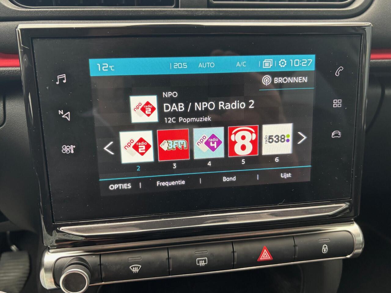 Citroen C3 1.2 PureTech C-Series 110pk | Rijklaar geleverd incl 12 maanden BOVAG garantie! |