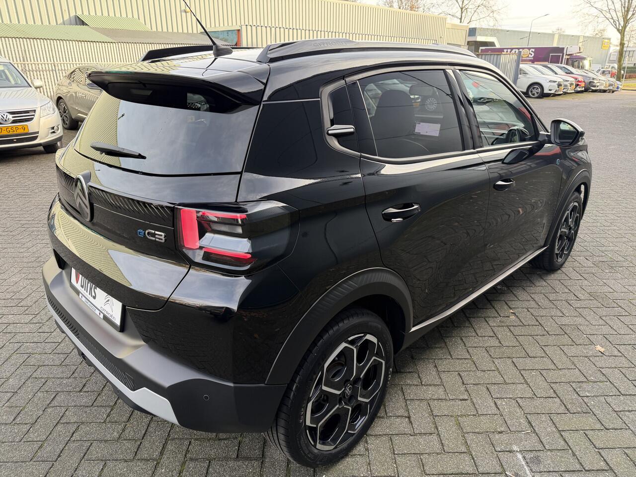 Citroen C3 Ë-C3 Max Comfort Range 44 kWh (Camera - Navigatie - Automatische Airco - Apple Carplay - LED - 17")