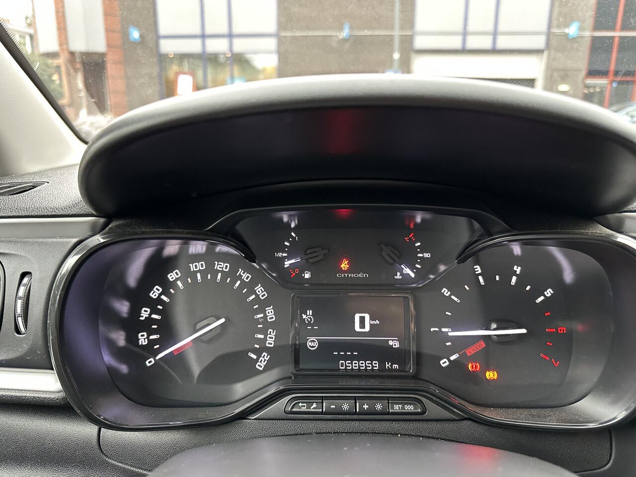 Citroen C3 1.2 PureTech S&S Feel Edition All-in Prijs Cruise/Parkeer sensoren/Apple Carplay, Android auto Eurorepar