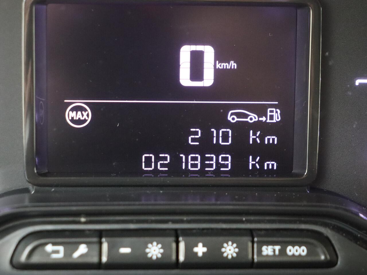 Citroen C3 83 PK | PLUS | NAVIGATIE | PDC. ACHTER | BLUETOOTH | APPLE CARPLAY+ANDROID AUTO |