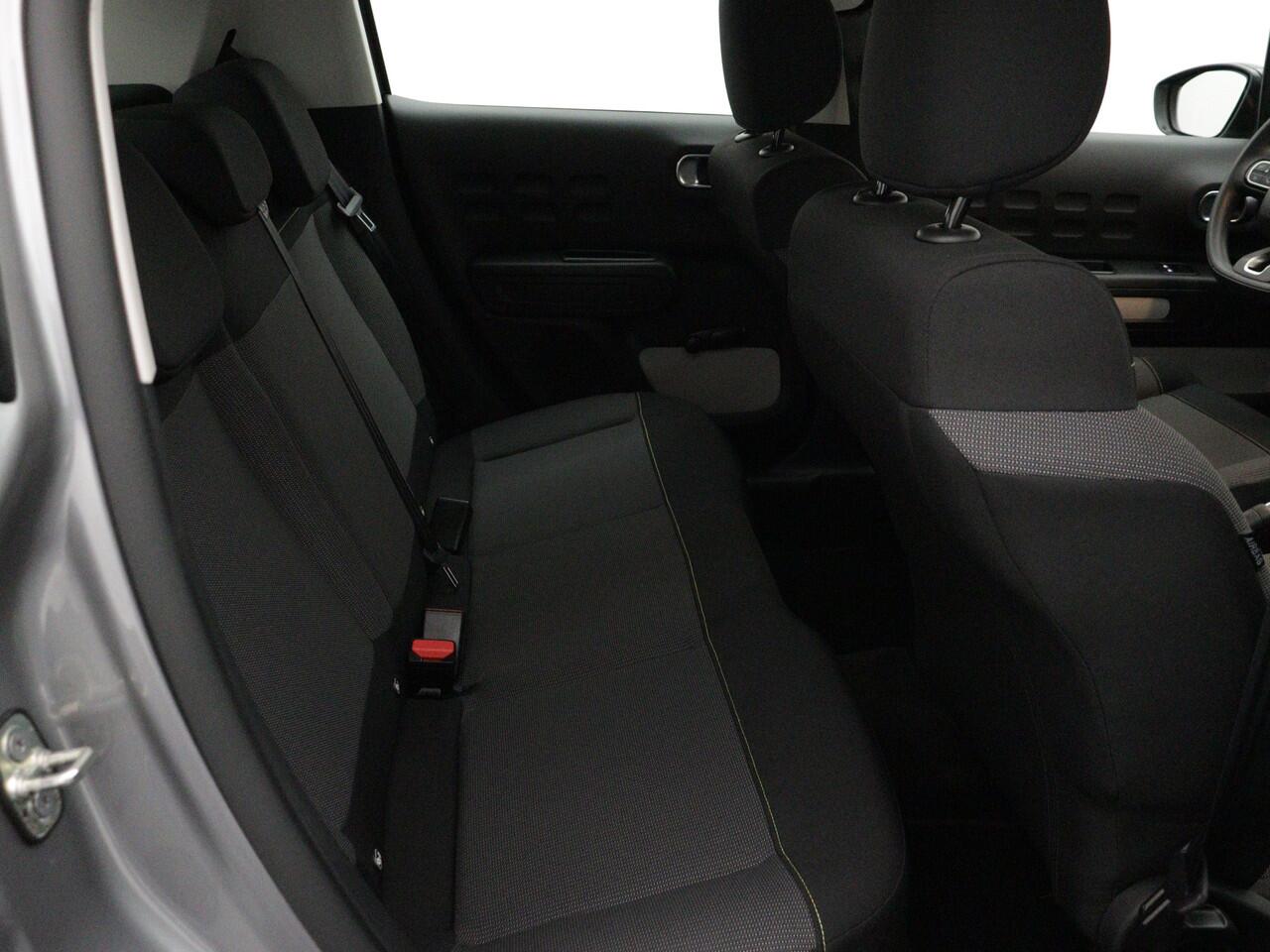 Citroen C3 82 PK Feel | Rijklaar | Parkeersensoren achter | Apple carplay / android auto |