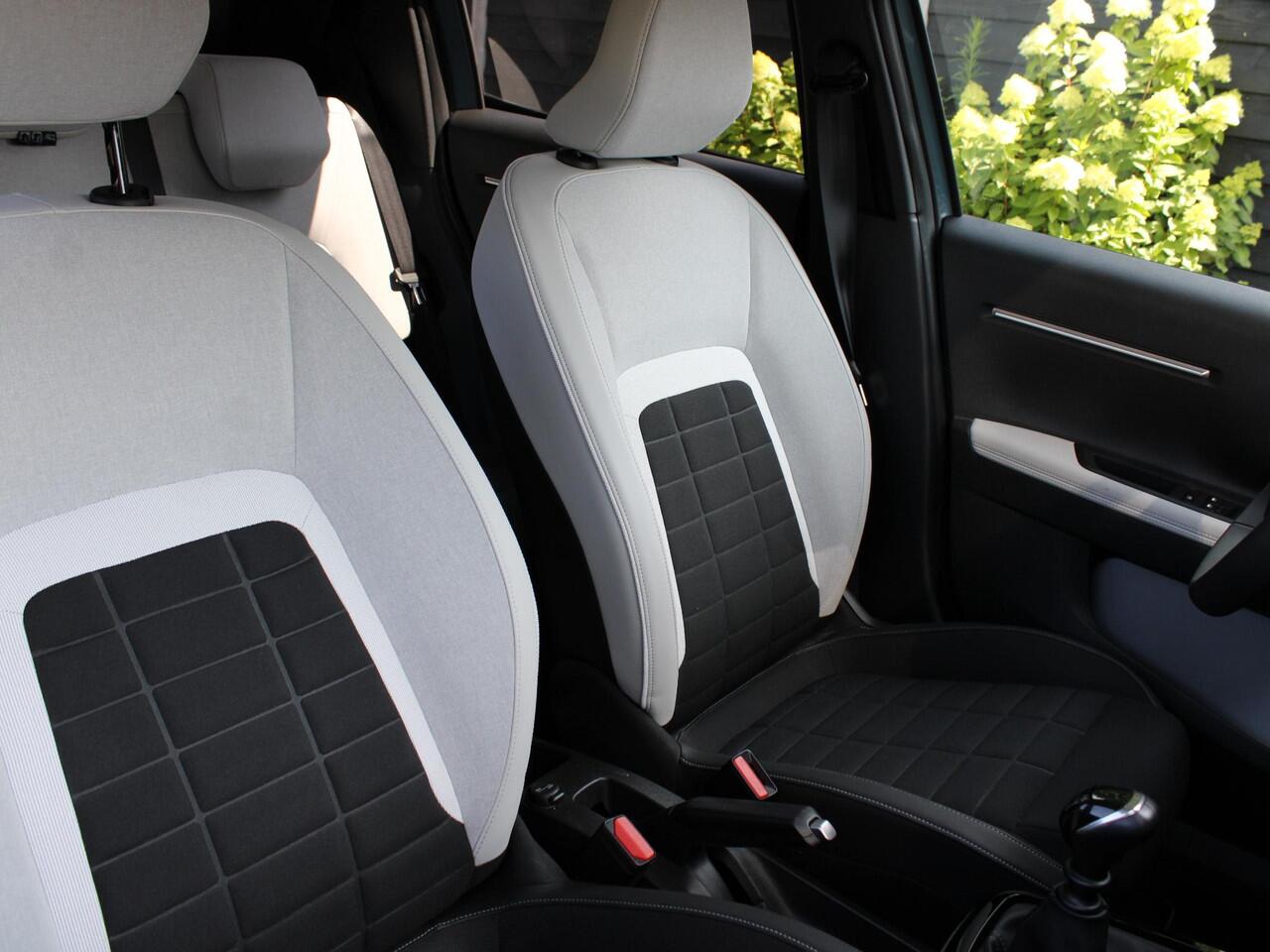 Citroen C3 Max 1.2 Turbo 100pk Navigatie, Achteruitrijcamera, Climate Control, Cruise Control, Apple Carplay, Android Auto