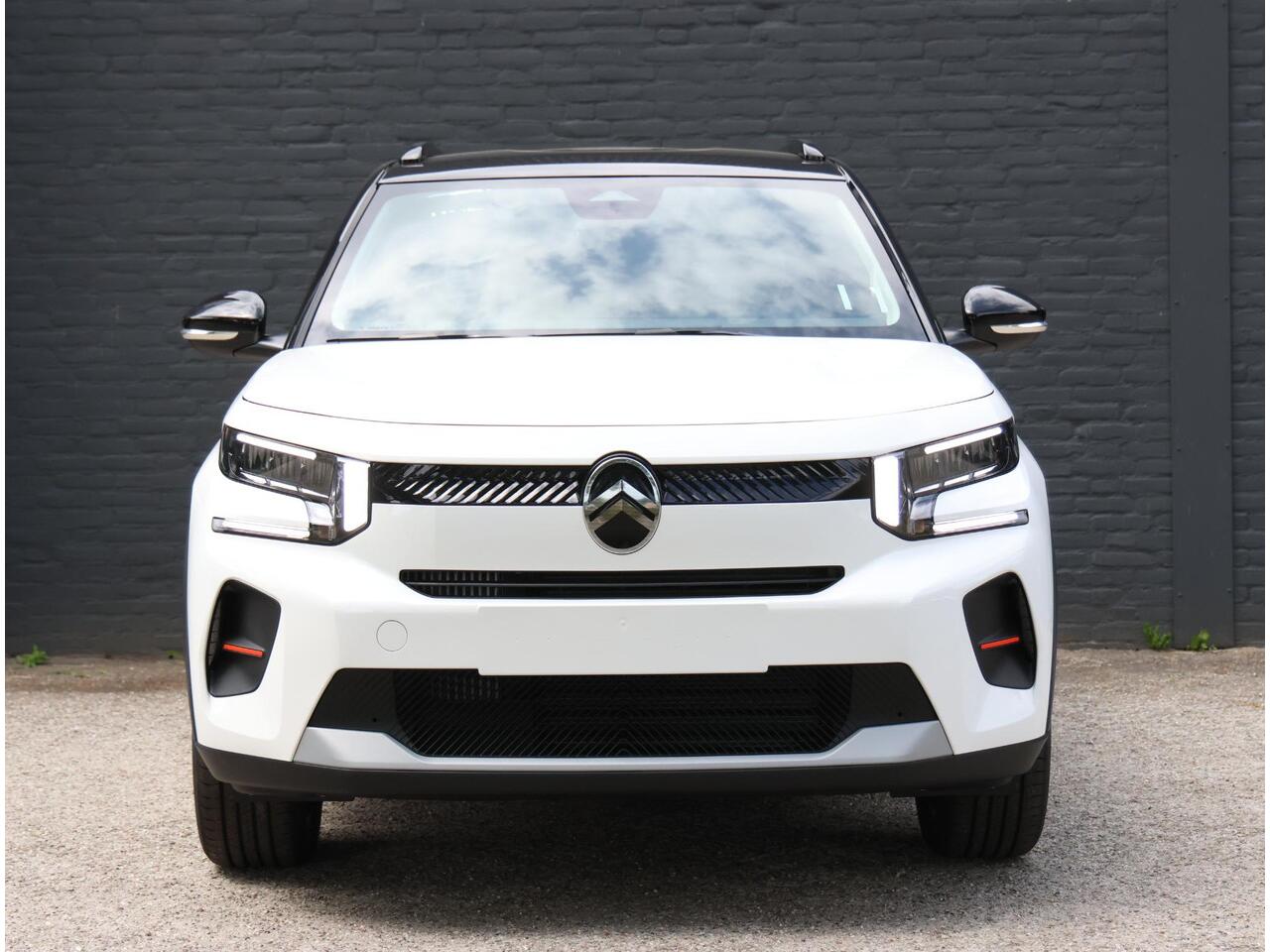 Citroen C3 1.2 Turbo 100pk Max | Camera | Navigatie | AppleCarPlay/AndroidAuto | Climate Control | Cruise Control | FULL LED | Two-Tone | Privacy Glass |