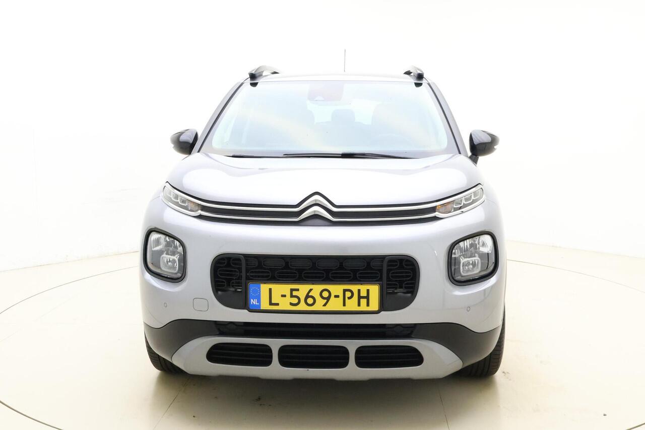 Citroen C3 Aircross 1.2 PureTech Shine 110 Pk | Navigatie | Climate control | Camera | Weinig kilometers | Lichtmetalen velgen | Extra getint glas | Dakrails
