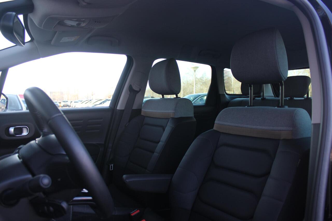 Citroen C3 Aircross 1.2 130PK AUTOMAAT MAX | HEAD UP DISPLAY | STOEL VERWARMING | LICHTMETALEN VELGEN 16" | KEYLESS ENTRY/START | PARKEERSENSOREN ACHTER | LED KOPLAMPEN | NAVIGATIE | APPLE CARPLAY/ANDROID AUTO | DAB+ RADIO | CLIMATE CONTROL | CRUISE CONTROL |
