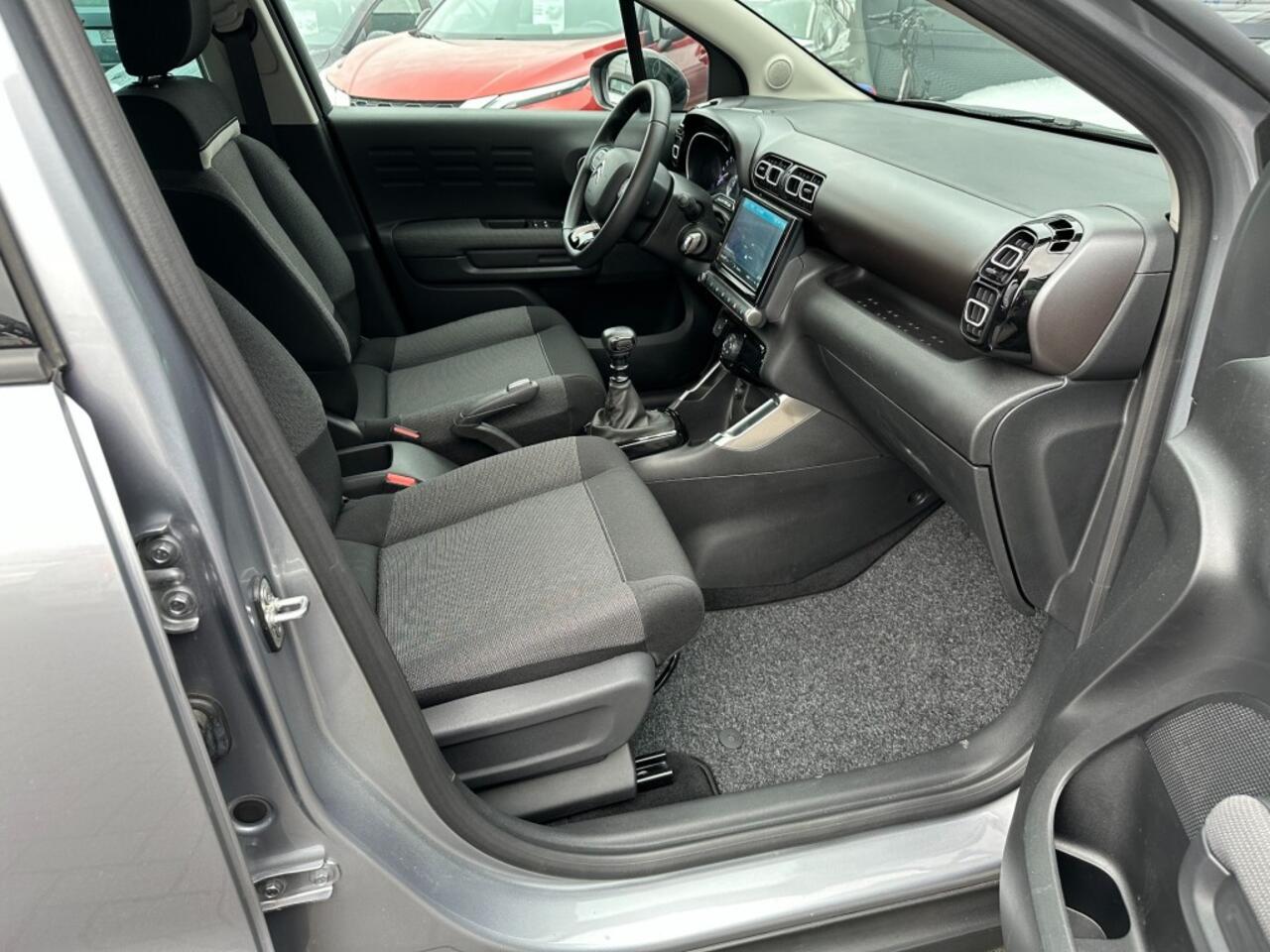 Citroen C3 1.2 PureTech Plus Navigatie Clima.