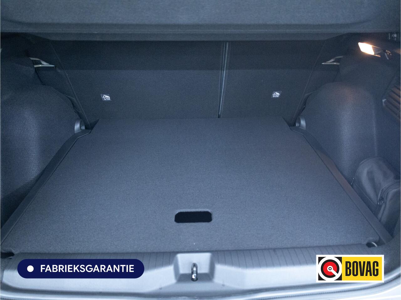 Citroen C3 Aircross 1.2 Hybrid 145pk Plus | Apple Carplay / Android auto | Camera | Led | Extra getint glas achter, Dab, Cruise, Regensensor