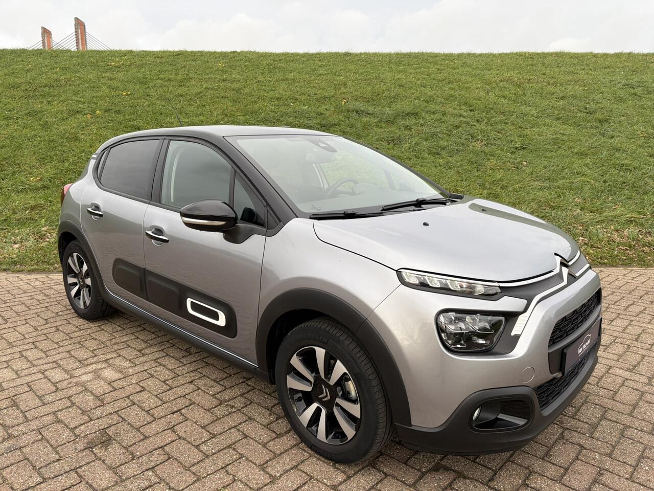 Citroen C3 1.2 PureTech Max OUTLET | SUPERDEAL | OPRUIMING Parkeer Camera | Apple Carplay | Keyless Entry | 16'' LMV |