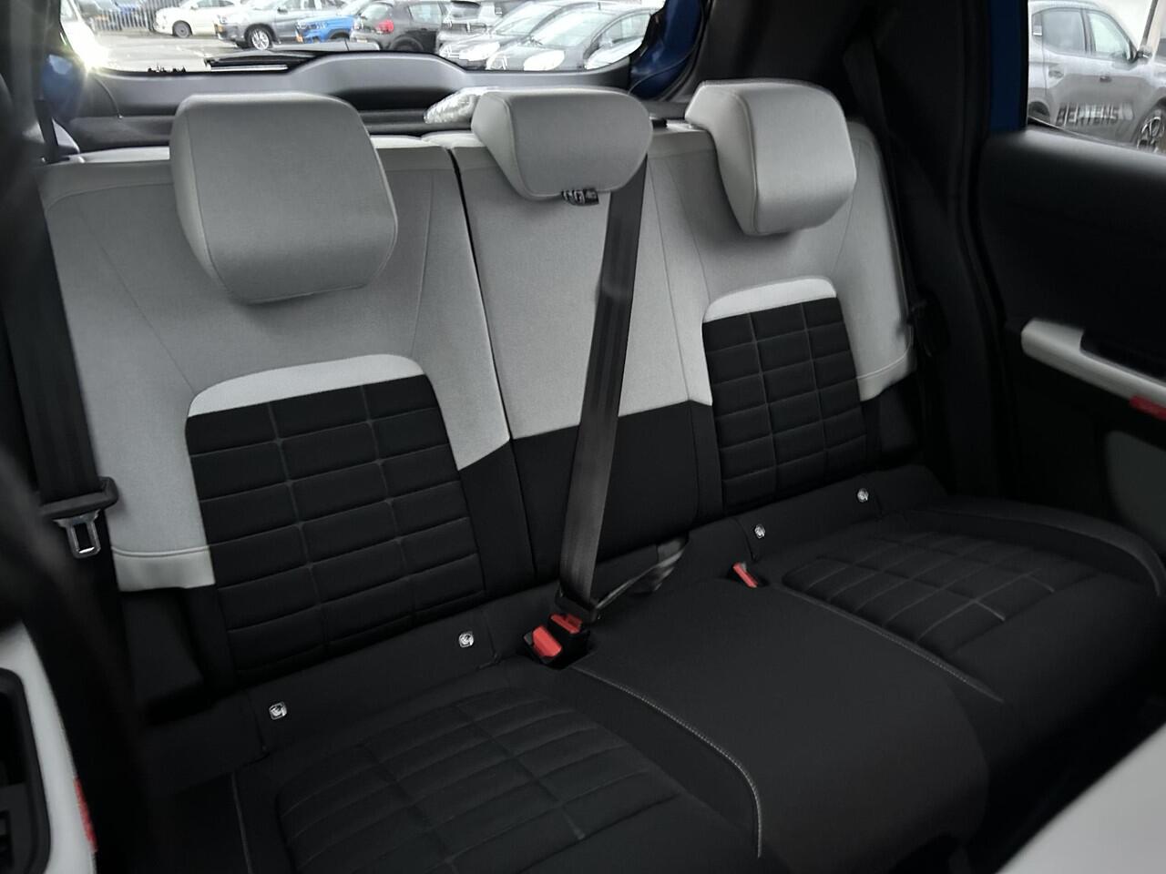 Citroen C3 Ë-C3 Max 113pk 44 kWh | Winterpakket | 3 fase | Comfort seats | Prijs is rijklaar