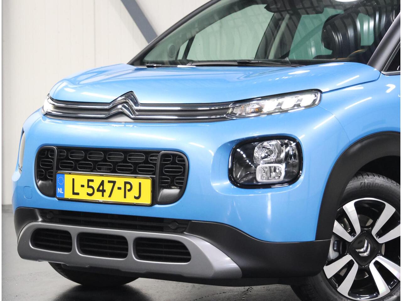 Citroen C3 Aircross 1.2 110PK Shine | 1ste eigenaar | AppleCarplay/AndroidAuto | Cruise Control | Climate Control | Navigatie | 16"LMV | Isofix | Privacy Glass | Parkeersensoren |