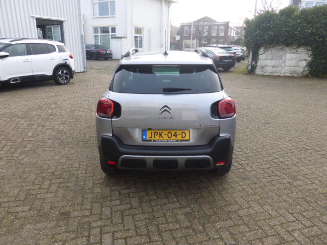 Citroen C3 Aircross 1.2 PureTech Shine Automaat