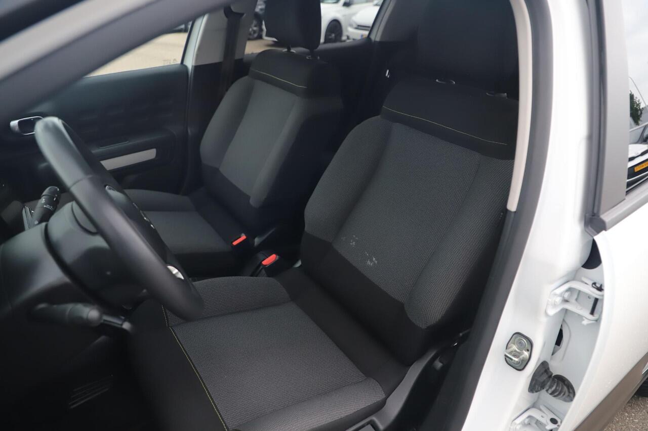 Citroen C3 1.2 PureTech Feel Carplay Android Navigatie Climate Cruise Control Rijstrooksensor All Season Banden!