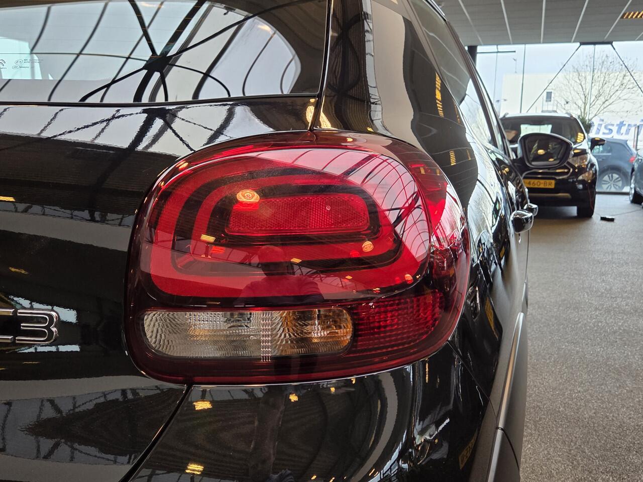 Citroen C3 1.2 PureTech C-Series / Carplay