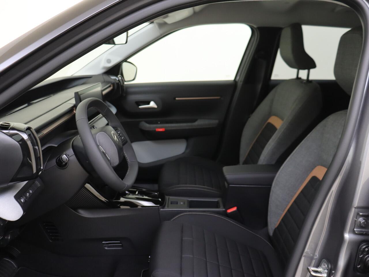 Citroen C3 Aircross 1.2 Hybrid 145pk Plus | Parkeercamera | Climate Control | Apple Carplay