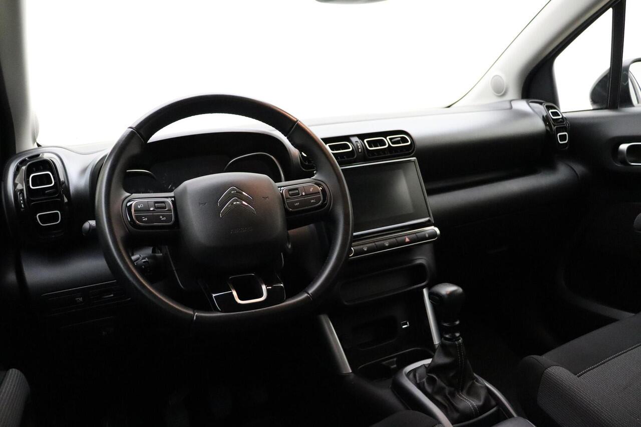 Citroen C3 Aircross 1.2 PureTech S&S Feel 110 PK | Navigatie via Carplay | Hoge instap | Cruise control | Airco | Dakrails | Weinig kilometers