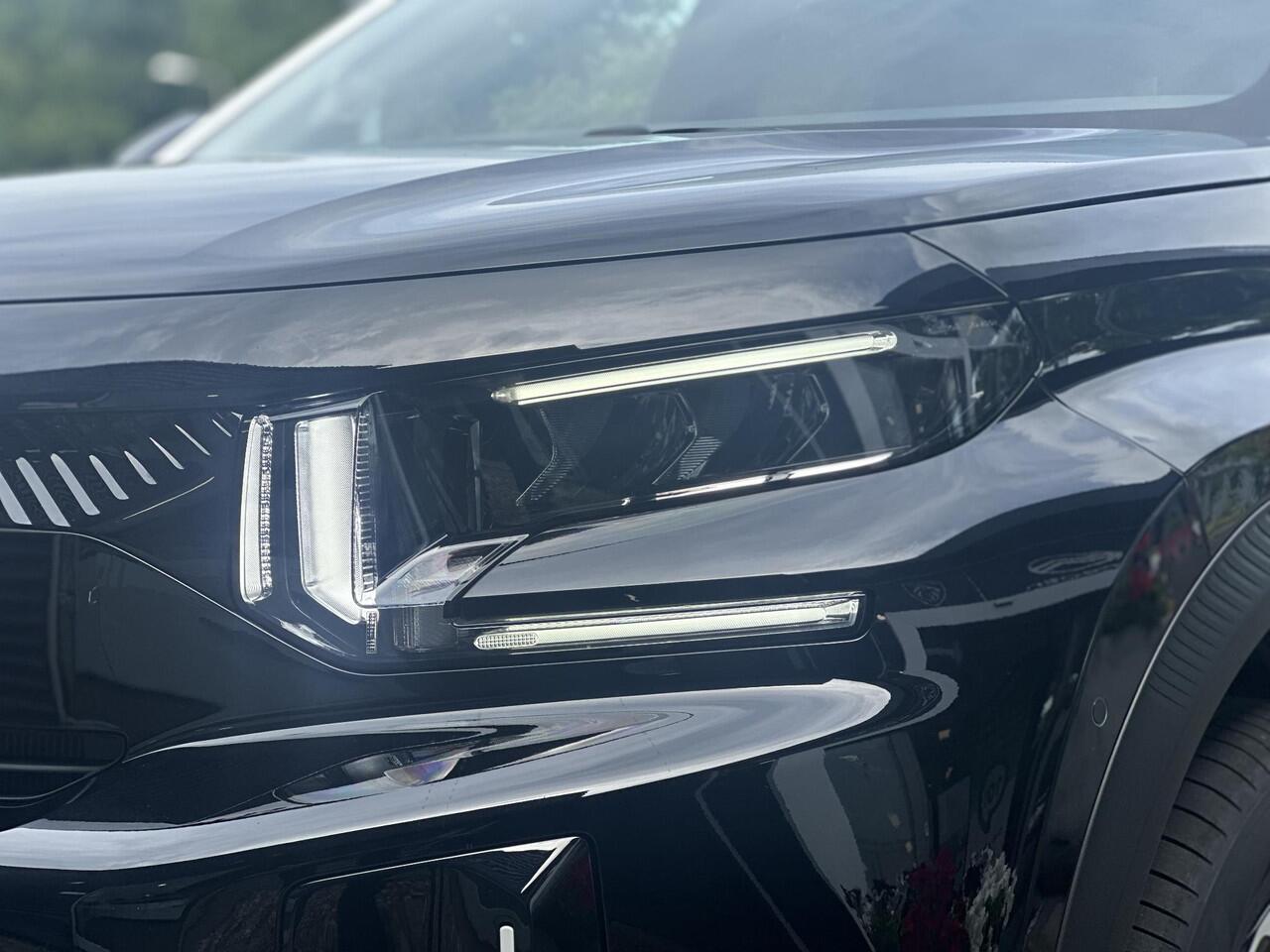 Citroen C3 Ë-C3 Aircross Max 113pk Comfort Range 44 kWh | Comfort Stoelen | Apple Carplay/Android Auto | Parkeercamera/-sensoren | Full LED | DAB | Cruise Control | Climate Control | Draadloze telefoonlader |