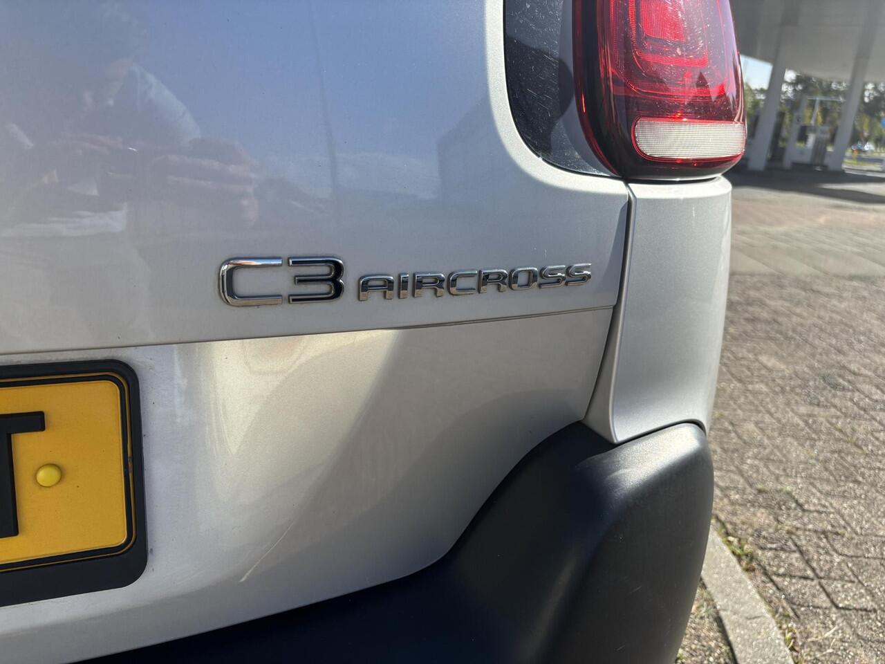 Citroen C3 Aircross 1.2 PureTech S&S Shine / ALL-IN RIJKLAARPRIJS /Navi/Camera/17"Velgen/Duo-Tone