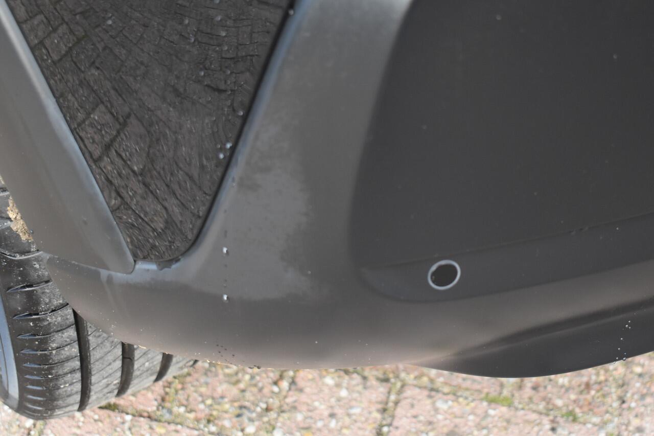 Citroen C3 PureTech 83 Feel Navi | Airco | parkeerhulp | Luxe interieur |