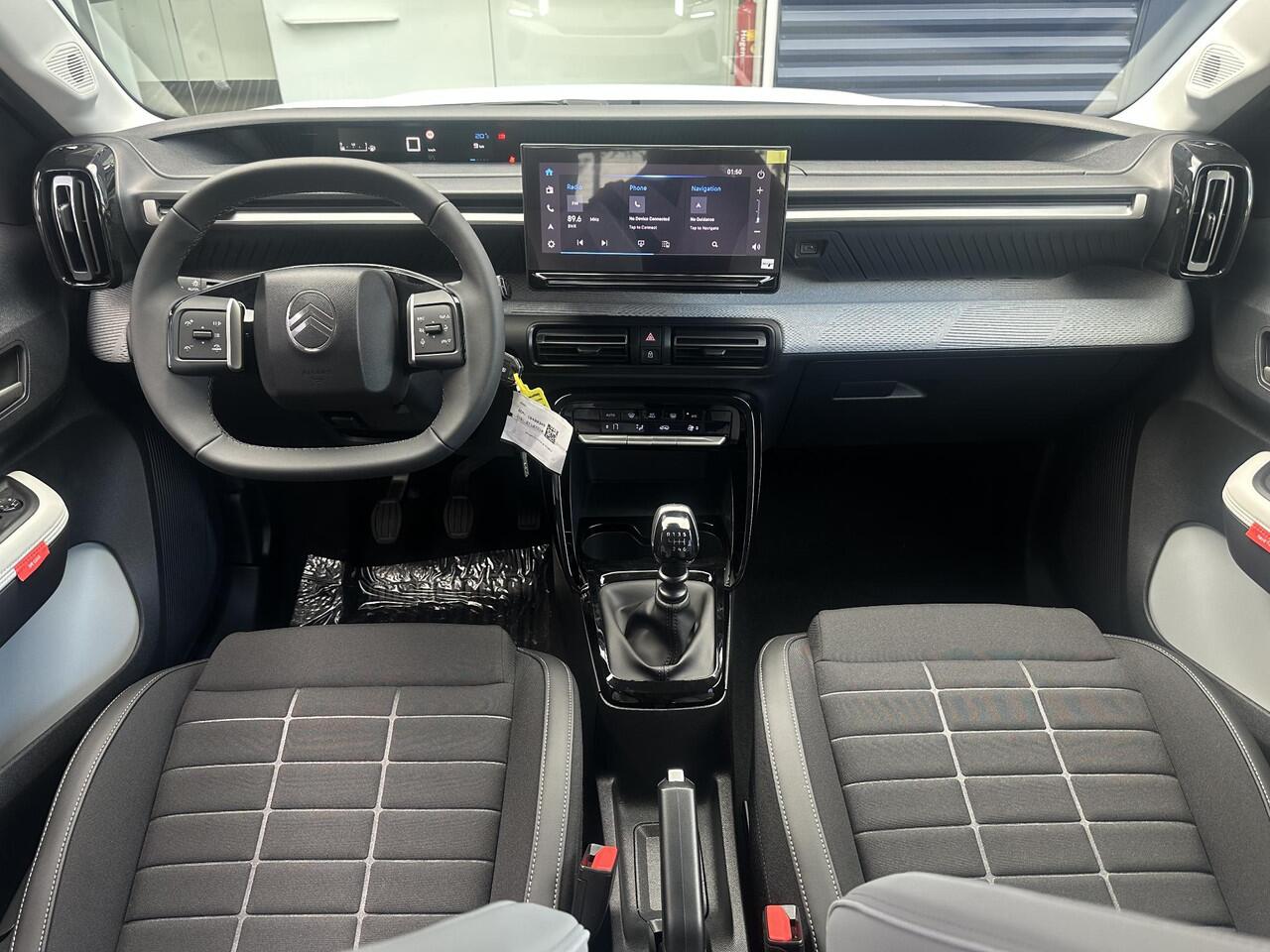 Citroen C3 1.2 Turbo 100pk Max | Comfort Stoelen | Apple Carplay/Android Auto | Parkeercamera/-sensoren | Full LED | DAB | Cruise Control | Climate Control | Draadloze telefoonlader |