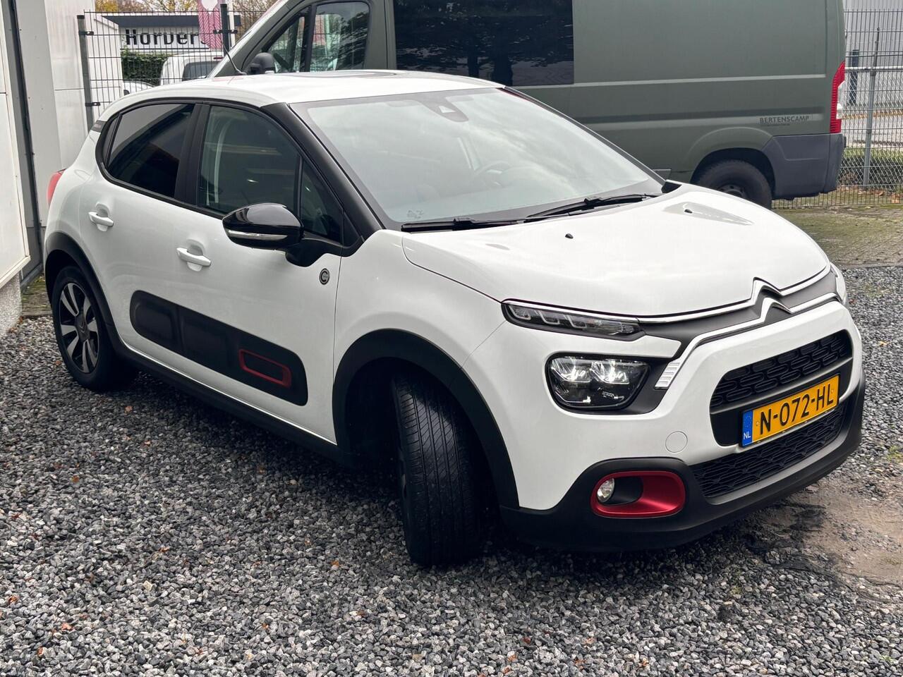 Citroen C3 1.2 PureTech C-Series 110pk | Rijklaar geleverd incl 12 maanden BOVAG garantie! |