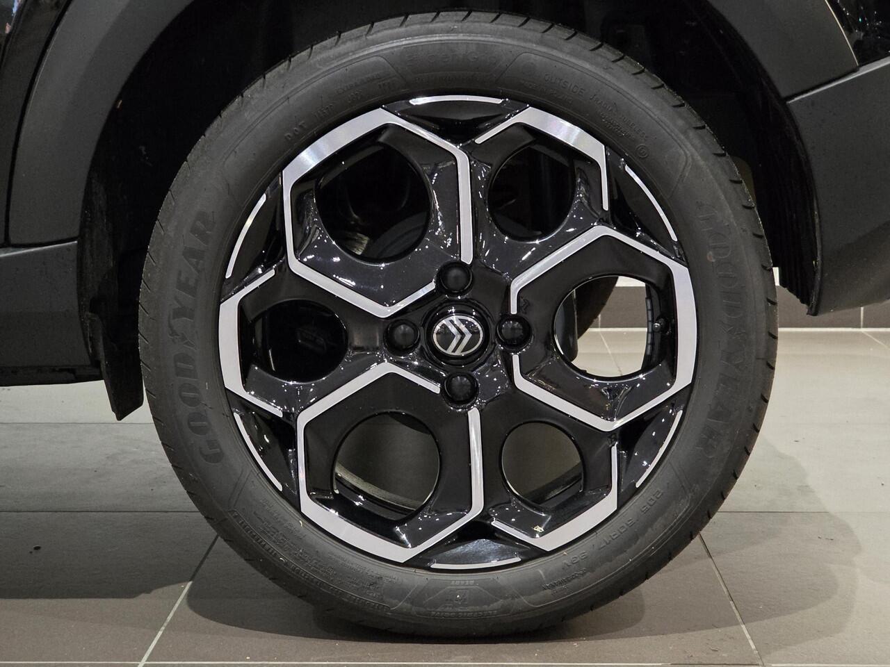 Citroen C3 Max 1.2 Turbo 100pk | TWO-TONE | NAVI | CAMERA | PARKEERHULP | APPLE CARPLAY/ANDROID AUTO | CLIMA | CRUISE CONTROL | DAB+