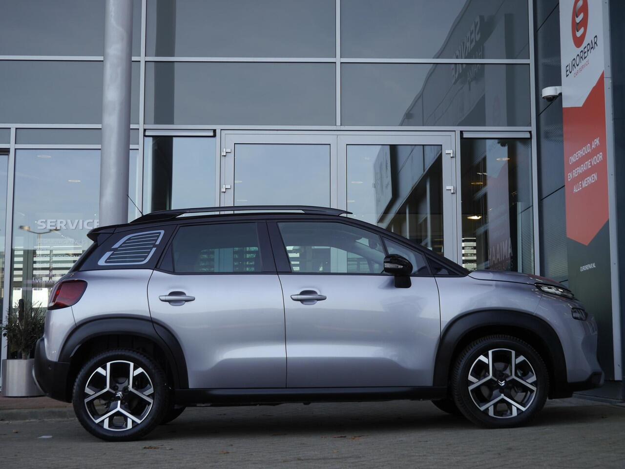 Citroen C3 Aircross 1.2 PureTech Shine Pack | Panoramadak | | Camera | Climate control | Navigatie | 17 inch lichtmetalen velgen | Keyless entry en start