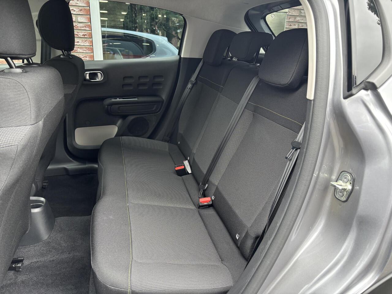 Citroen C3 Max 1.2 Turbo 110pk | CAMERA | NAVI | KEYLESS ENTRY | LM-VELGEN | CLIMA | APPLE CARPLAY / ANDROID AUTO | DAB+ |