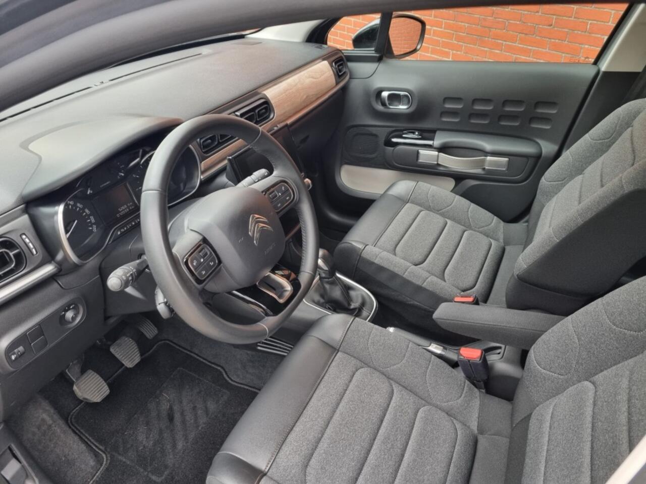 Citroen C3 1.2 PT SHINE BNS