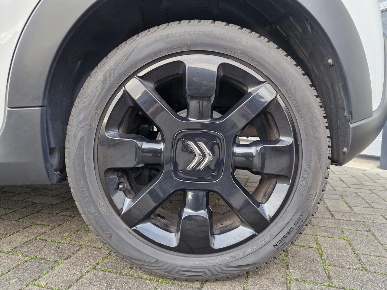 Citroen C3 Shine 1.2 | Trekhaak | Navi |