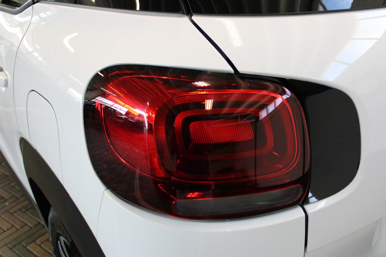 Citroen C3 Aircross 1.2 PureTech S&S Business | Incl. 12 maanden garantie | Nieuwe distributieriem | Cruise control | Climate control | Trekhaak | Apple Carplay/Android Auto | Verwarmde voorstoelen | DAB | Lichtmetalen velgen