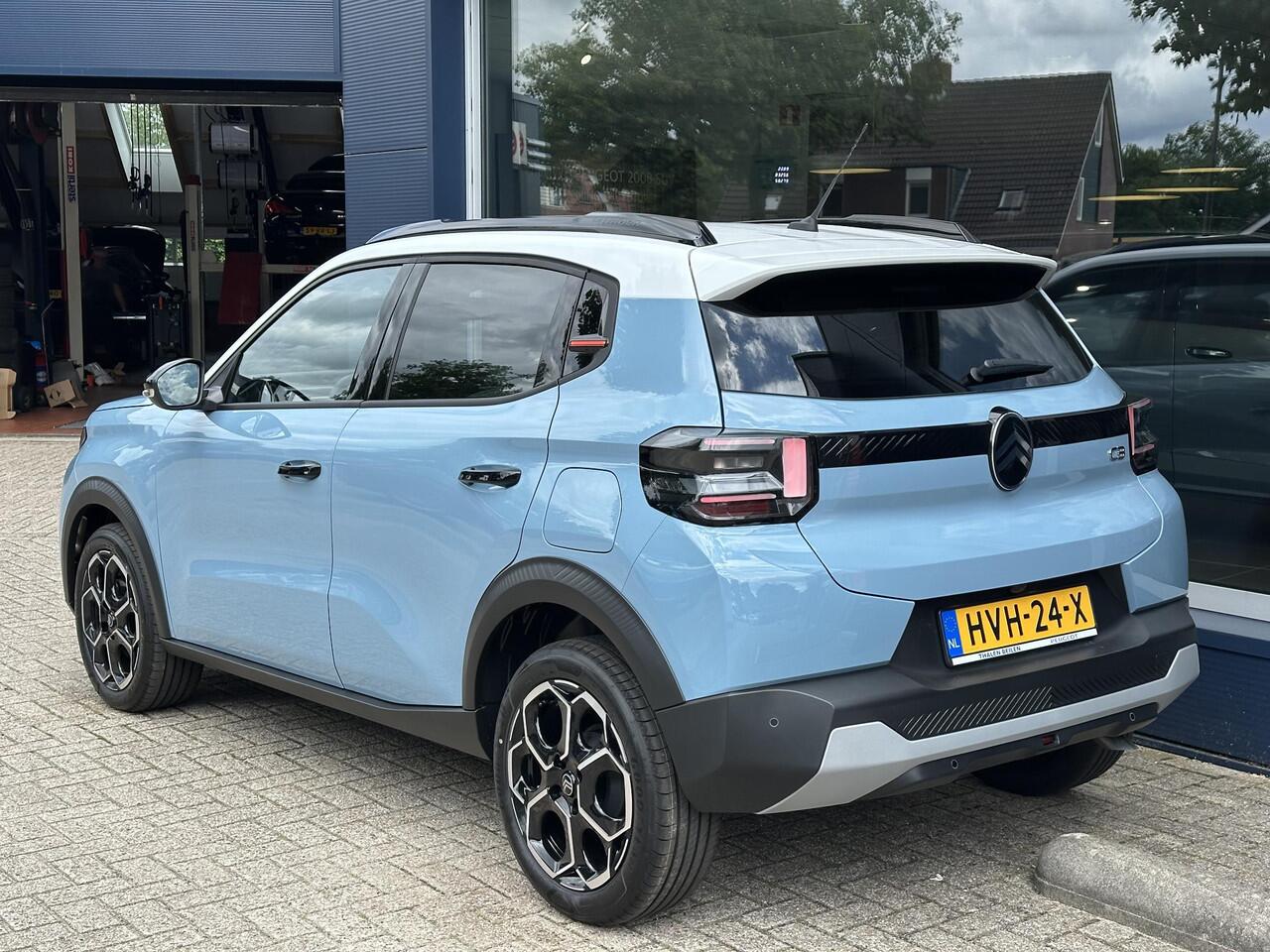 Citroen C3 1.2 Turbo 100 PK Max | ¤ 2.000 VOORRAAD VOORDEEL | Nieuwe Auto | Navigatie | Parkeer Camera + Sensoren achterzijde | Lichtmetalen Velgen| Hoge zitpositie | LED Verlichting | Contrastkleur Dak | Climate control | Cruise control | DAB+ Radio |