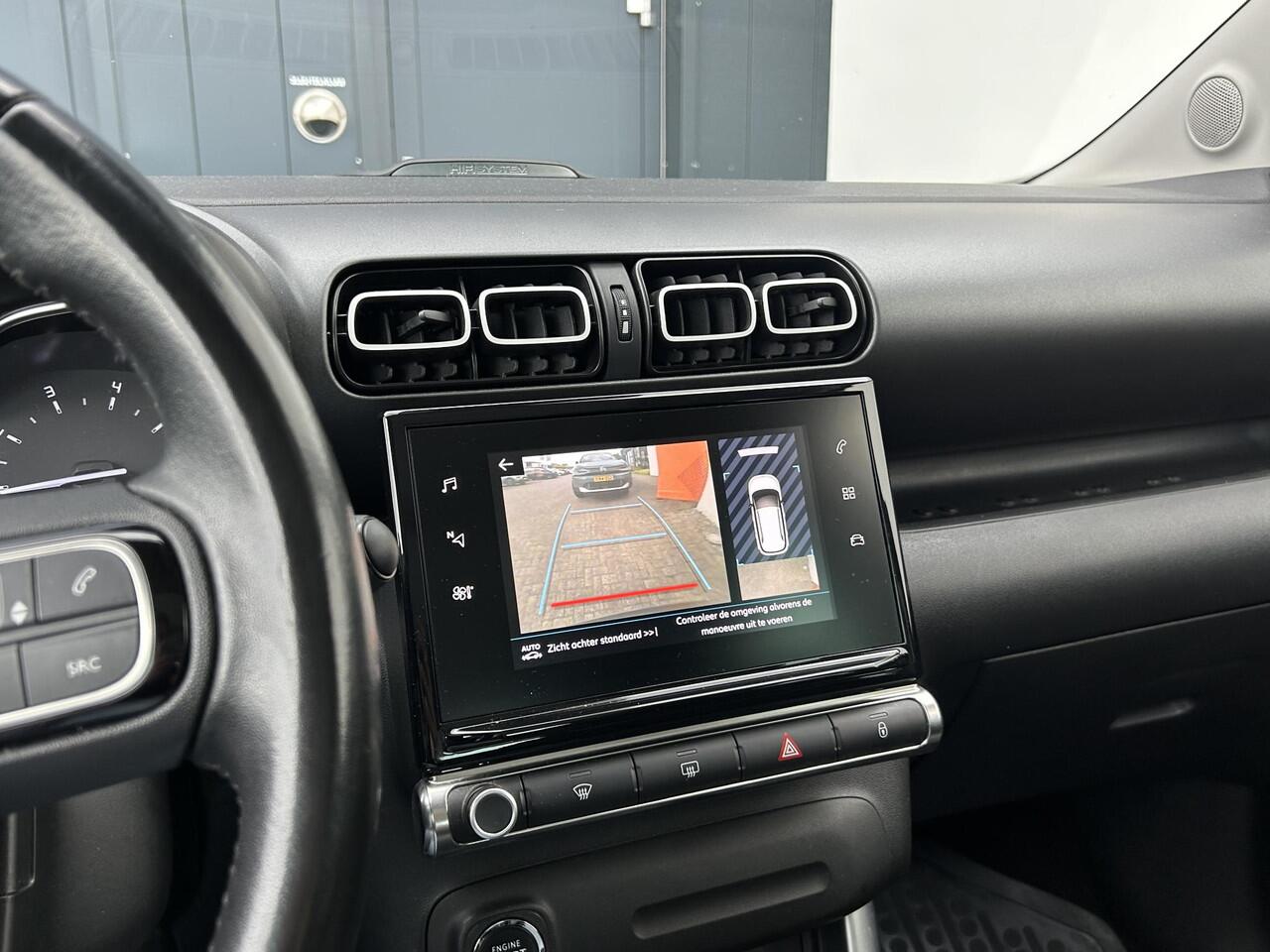 Citroen C3 Aircross 1.2 PT 110 Shine | Panoramadak | Apple Carplay | Parkeercamera | Prijs is rijklaar incl. garantie