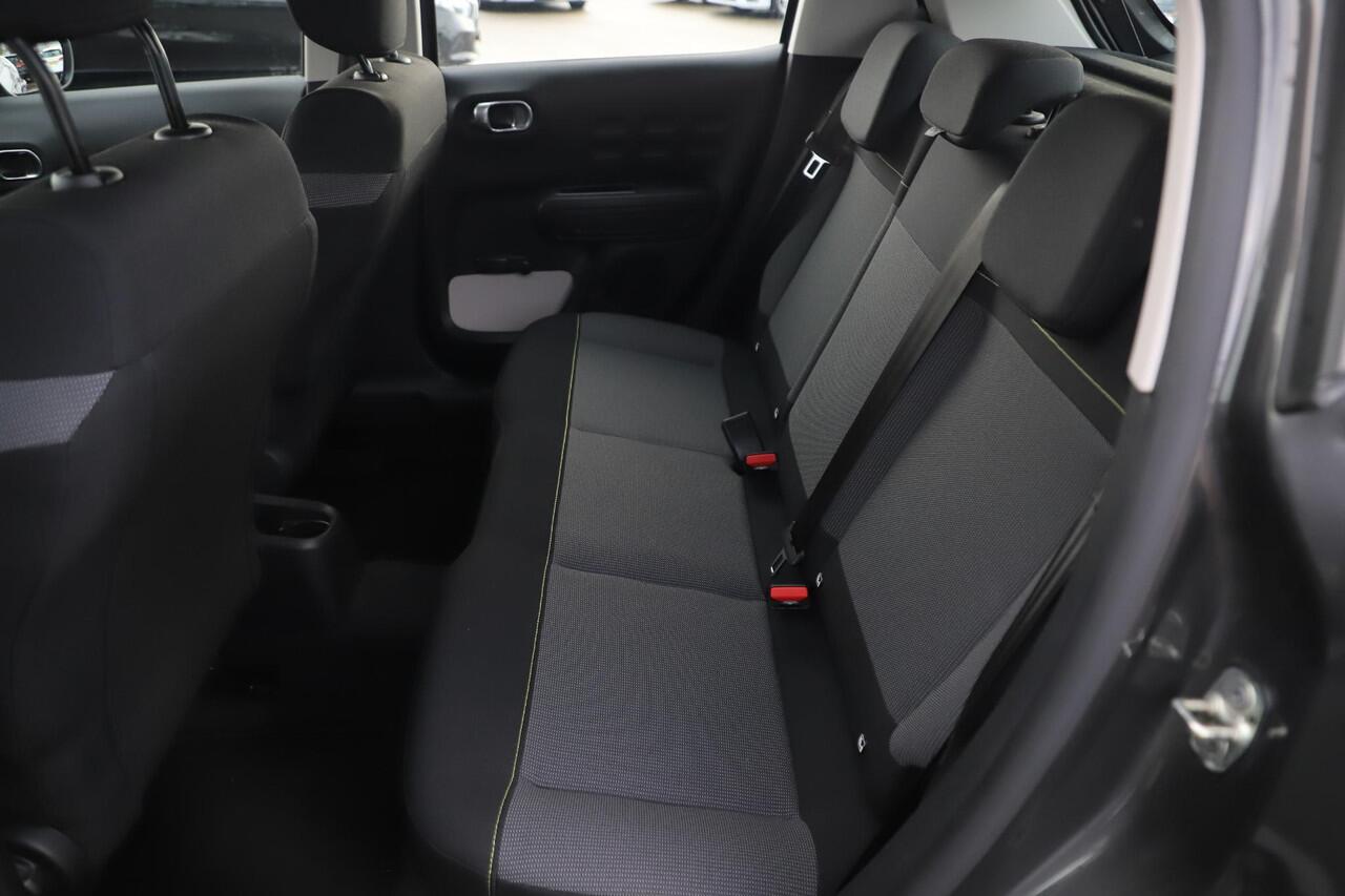 Citroen C3 1.2 PureTech Feel Carplay Android Navigatie Climate Cruise Control Rijstrooksensor Parkeersensor All-season banden!