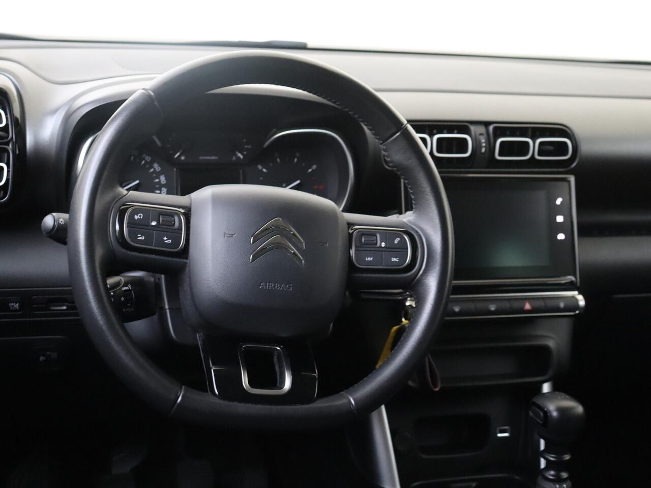 Citroen C3 Aircross 1.2 PureTech S&S Shine | Carplay | Navigatie | Clima | Parkeerhulp |