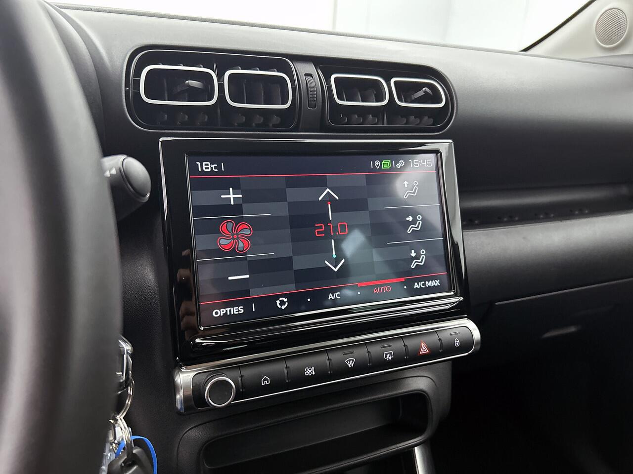 Citroen C3 Aircross 1.2 PureTech Shine | 110PK | Navigatie | Climate control | Dakrailing | PDC