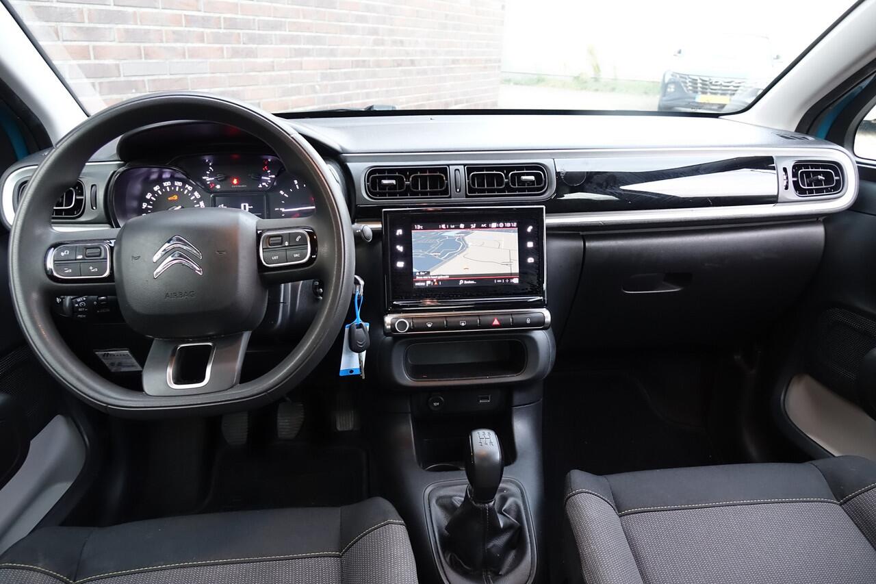 Citroen C3 1.2 PureTech Feel, navigatiesysteem, bluetooth, prachtige auto! Graag de tekst ook lezen....