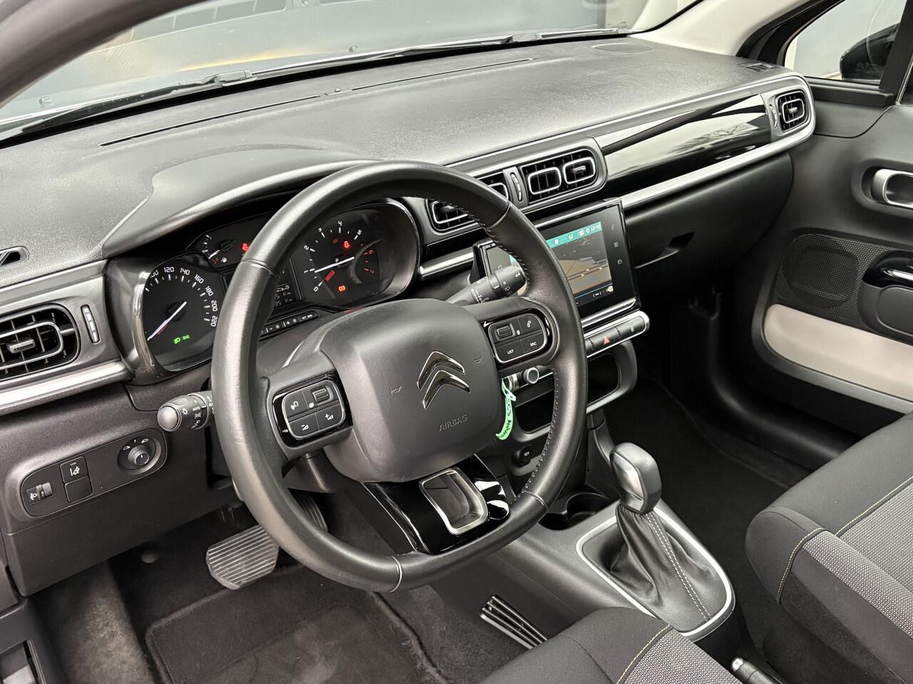 Citroen C3 1.2 PureTech S&S Shine Automaat | Navi | Camera | Carplay/Android | Cuise & Climate Control | All Season | Interesse? Bel of App naar: 06 30 51 05 90