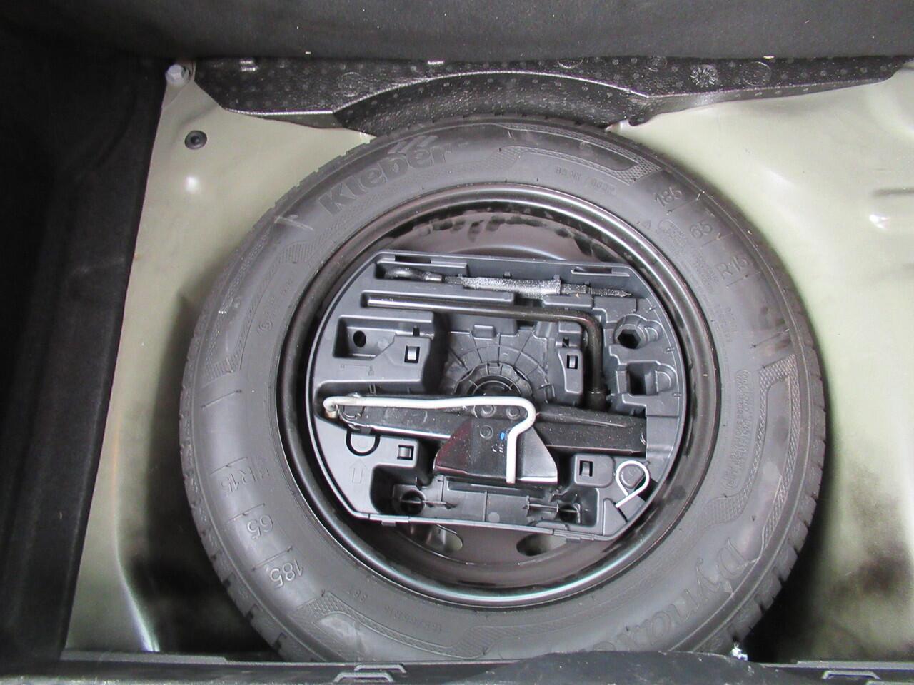 Citroen C3 1.2 PureTech S&S Business| 110-PK| Automaat| | Clima-Airco | Apple Carplay | Parkeercamera | Incl. BOVAG Garantie | LED Dagrijverlichting |