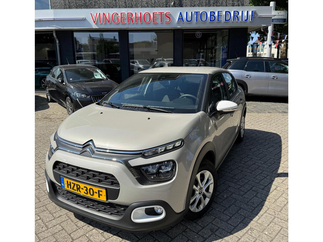 Citroen C3 1.2 Benzine 5-deurs 82 pk. * Airco * Cruise Control * 5-Deurs * Hele mooie ! Vingerhoets; Vierde Generatie Eersteklas Service !